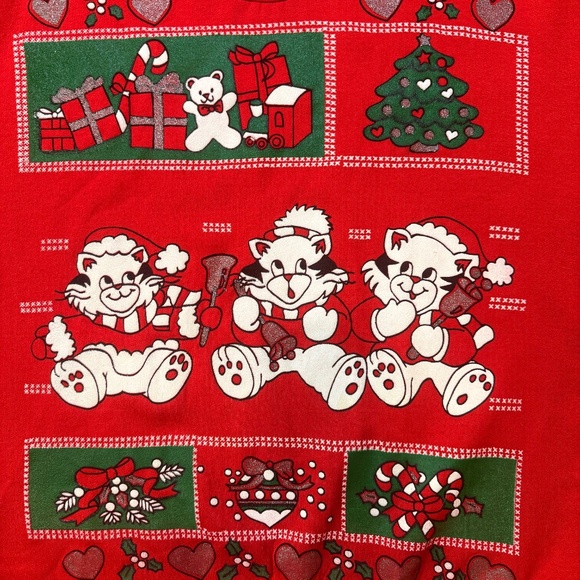 Adorable Vintage Red Christmas Cats & Presents Sweatshirt - Picture 5 of 7